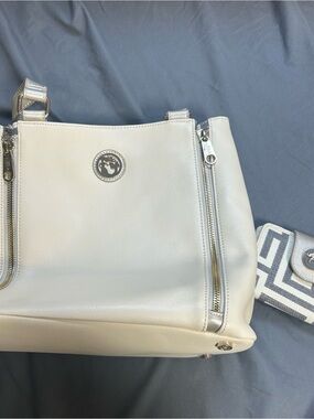 Spartina 449 Cream/Off White Leather Handbag With Wallet Side Zippers